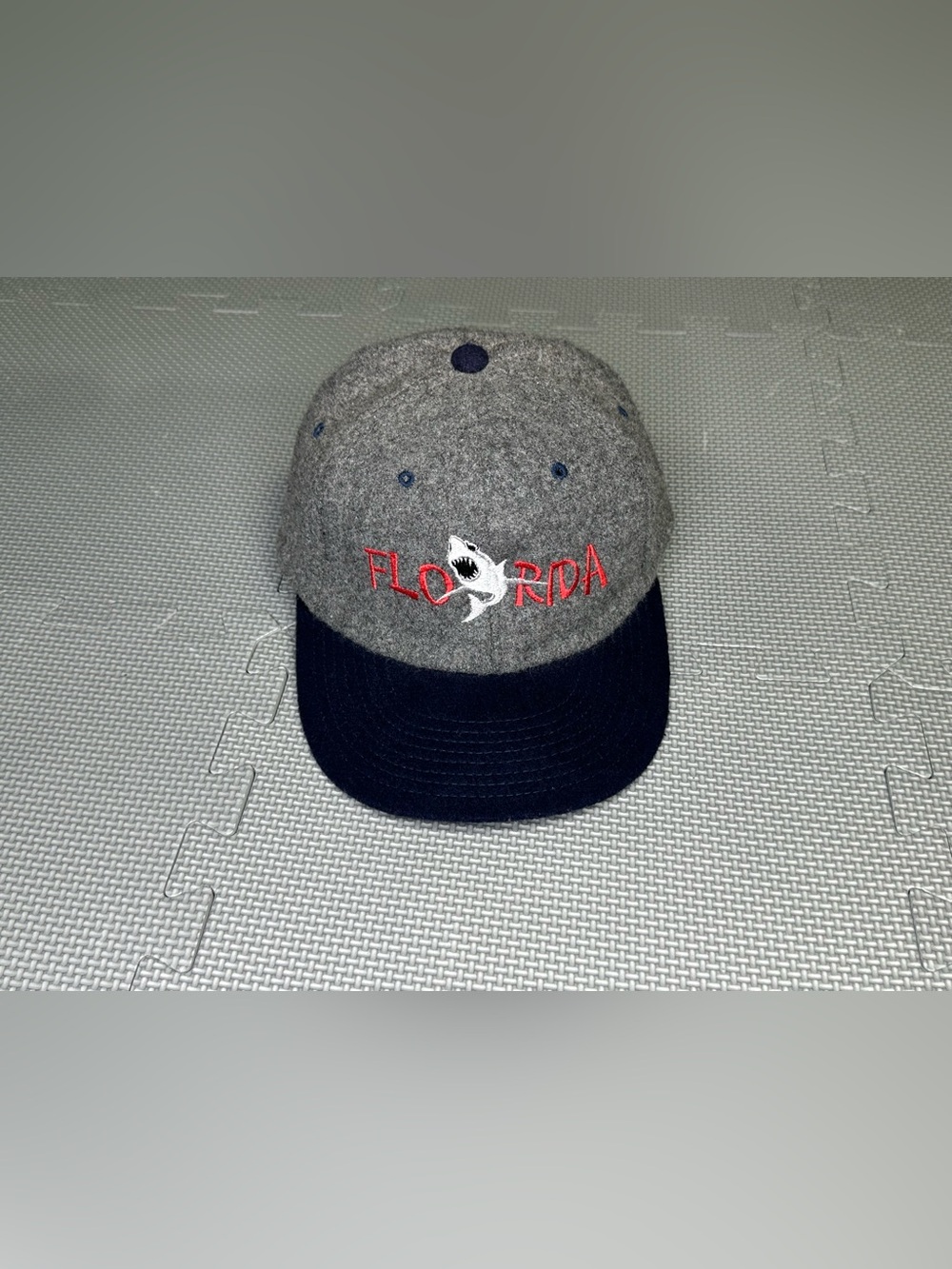 Vtg Yupoong Hat Cap Florida Shark Embroidered Logo Acrylic Wool Metal Buckle